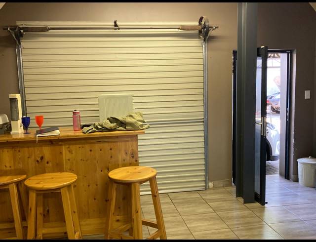 428M² BUSINESS FOR SALE IN BO-DORP